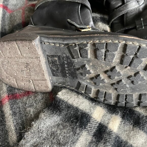Burberry Black Leather Boots EU37 Straps two Buckles - Picture 2 of 7